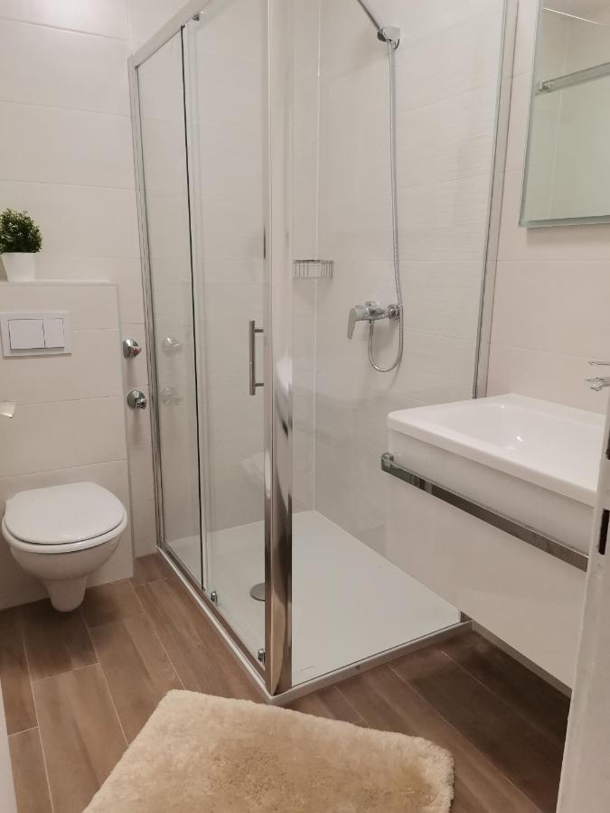 Apartments Dumencic Rab Mundanije Εξωτερικό φωτογραφία