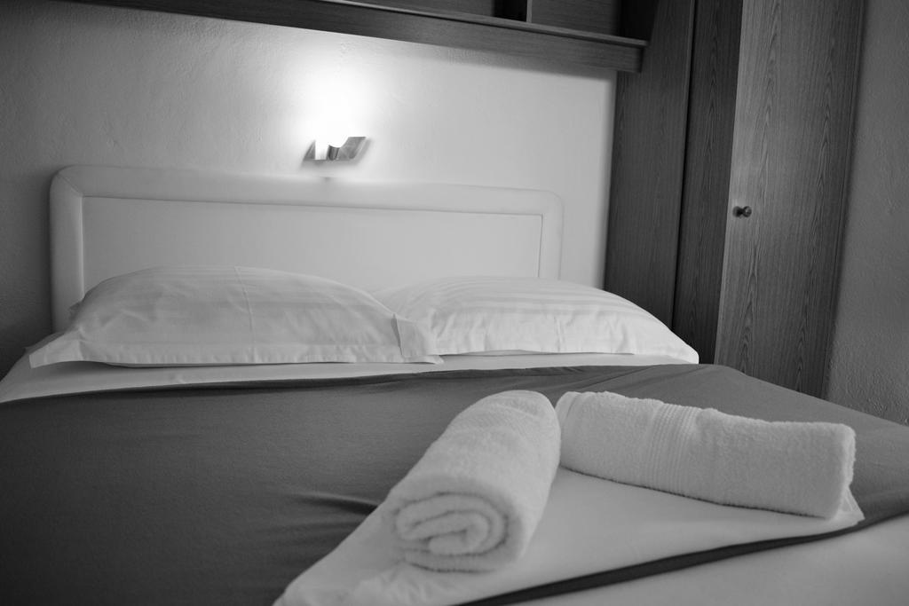 Apartments Dumencic Rab Mundanije Εξωτερικό φωτογραφία
